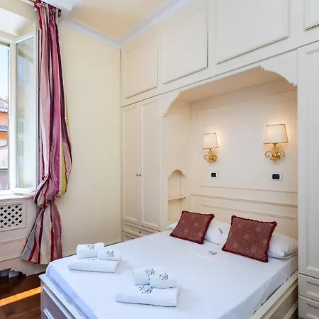 Baccina By In * Roma